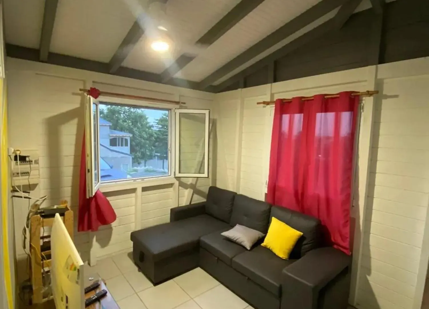 Holiday home Bungalow Charmant A Anse-Bertrand Avec Terrasse Privee Guadeloupe