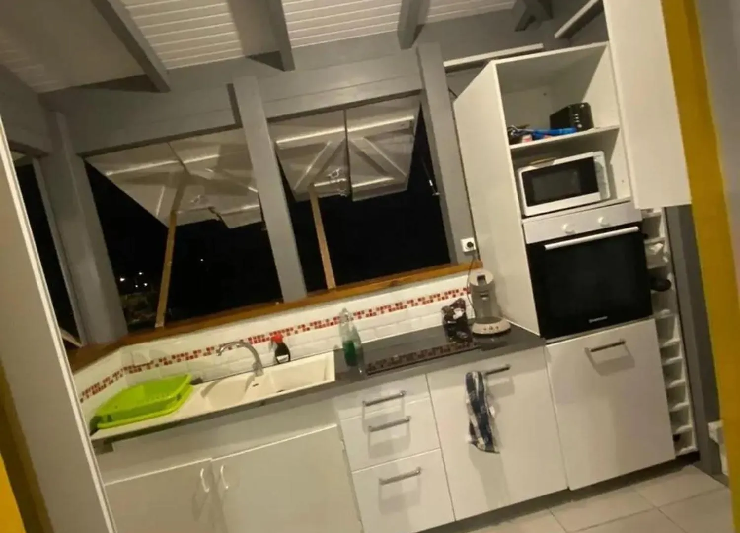 Bungalow Charmant A Anse-Bertrand Avec Terrasse Privee 0*,