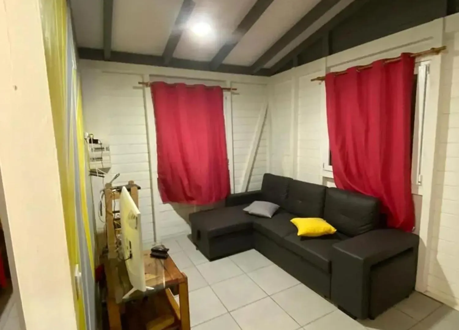 Bungalow Charmant A Anse-Bertrand Avec Terrasse Privee