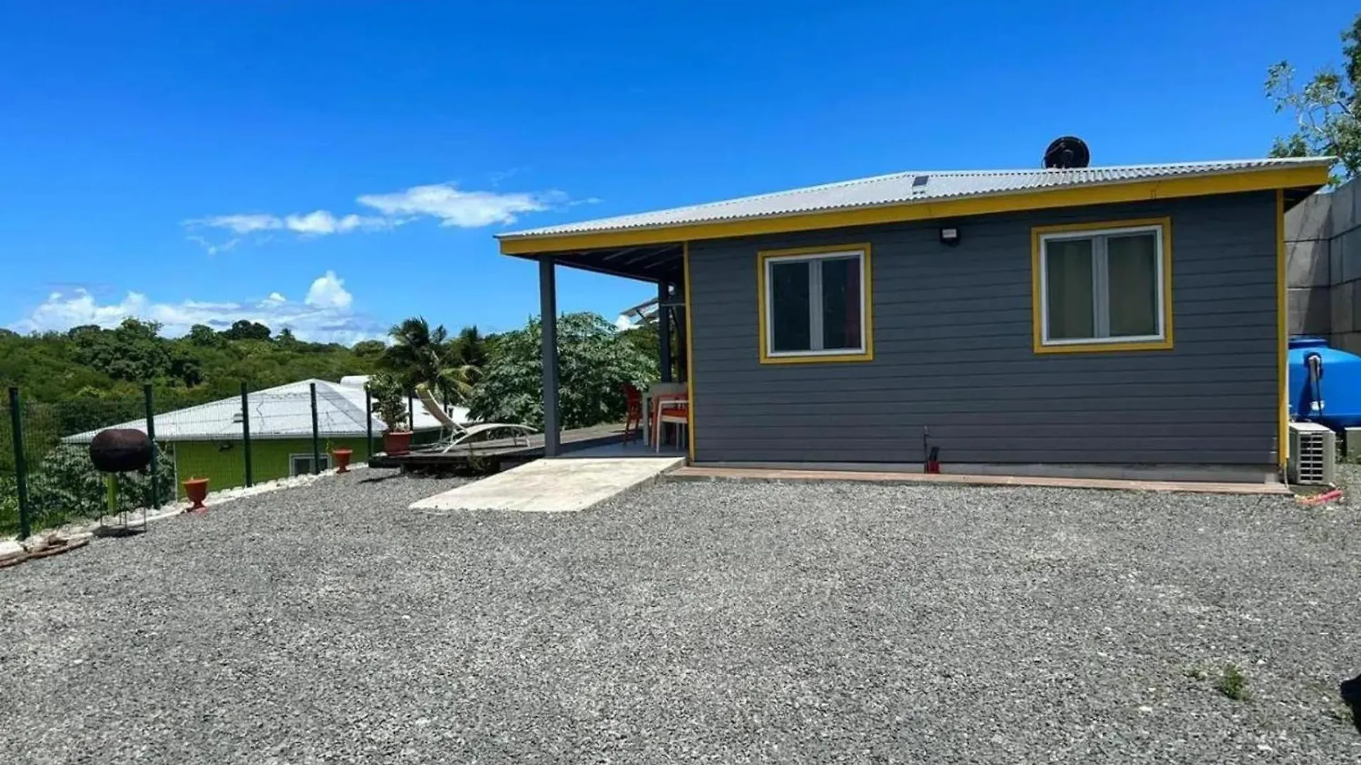 Bungalow Charmant A Anse-Bertrand Avec Terrasse Privee